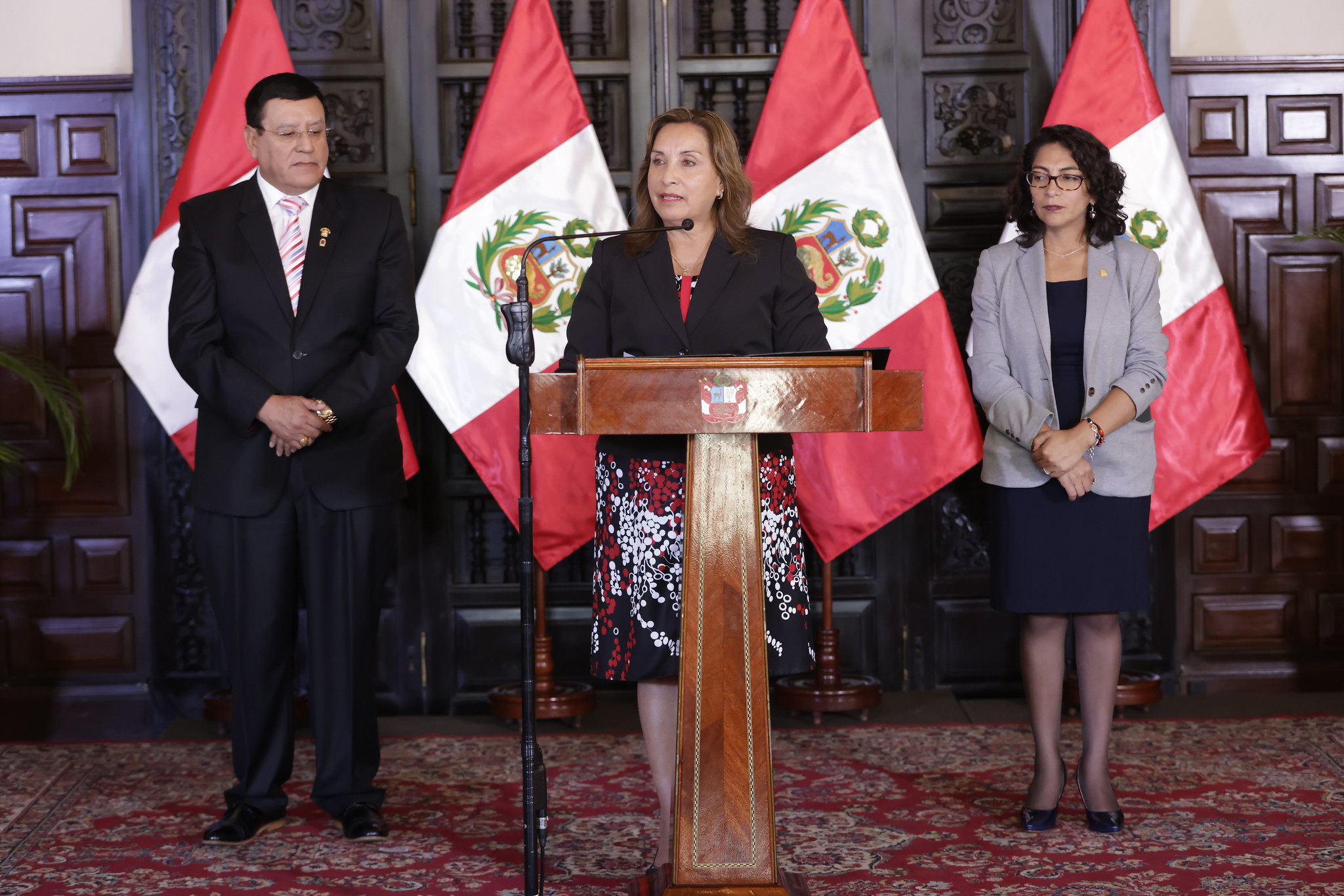 PERÚ: Presidenta Boluarte promulgó la ley que fomenta el acceso al libro y la lectura