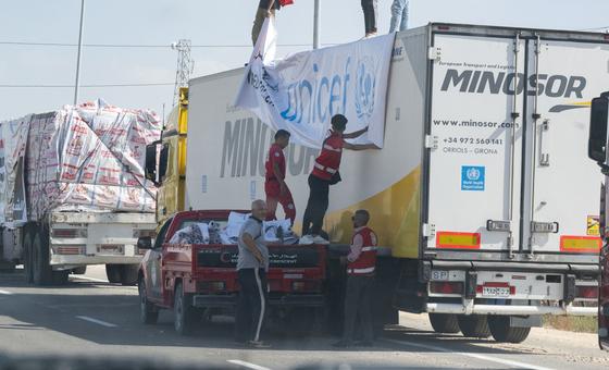 Israel-Palestina: Entran 20 camiones con ayuda humanitaria en Gaza, pero se necesitan cientos y a diario