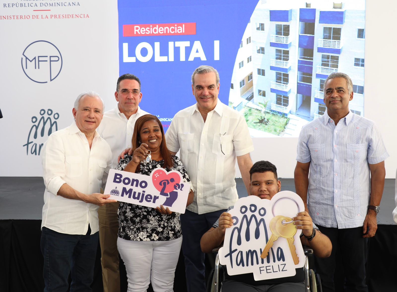 REPÚBLICA DOMINICANA: Presidente Abinader entrega 168 viviendas en Manoguayabo