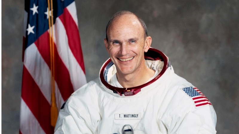 Ken Mattingly, el astronauta que ayudó a la tripulación del Apolo 13 a regresar a salvo a casa, muere a los 87 años