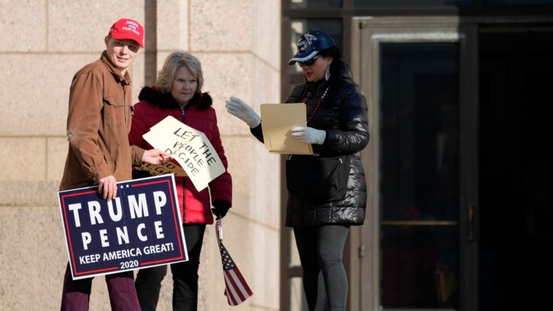 Corte en Minnesota dividida sobre permitir a Trump permanecer en la boleta electoral