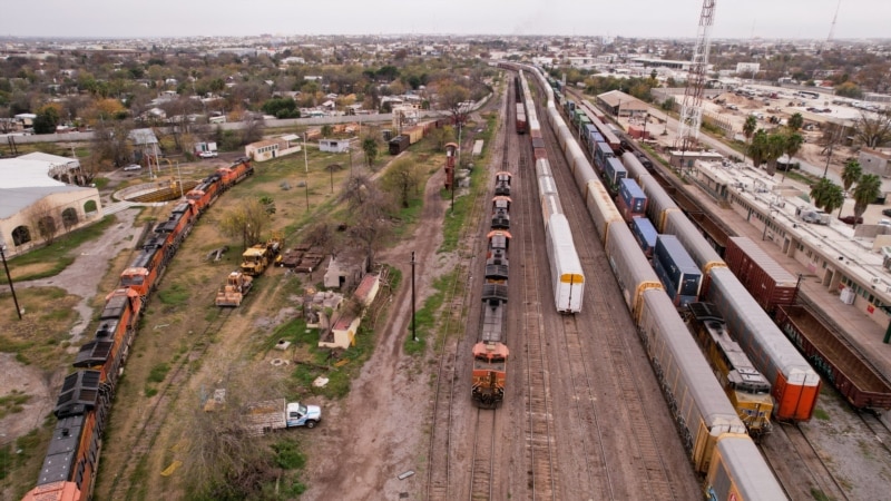 EEUU reabre cruces ferroviarios en la frontera de Texas con México