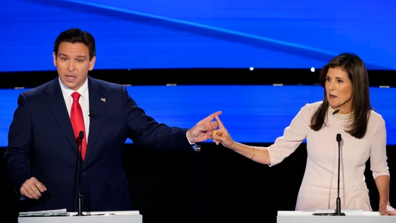 Trump y la inmigración en el foco de un tenso quinto debate de primarias entre Haley y DeSantis