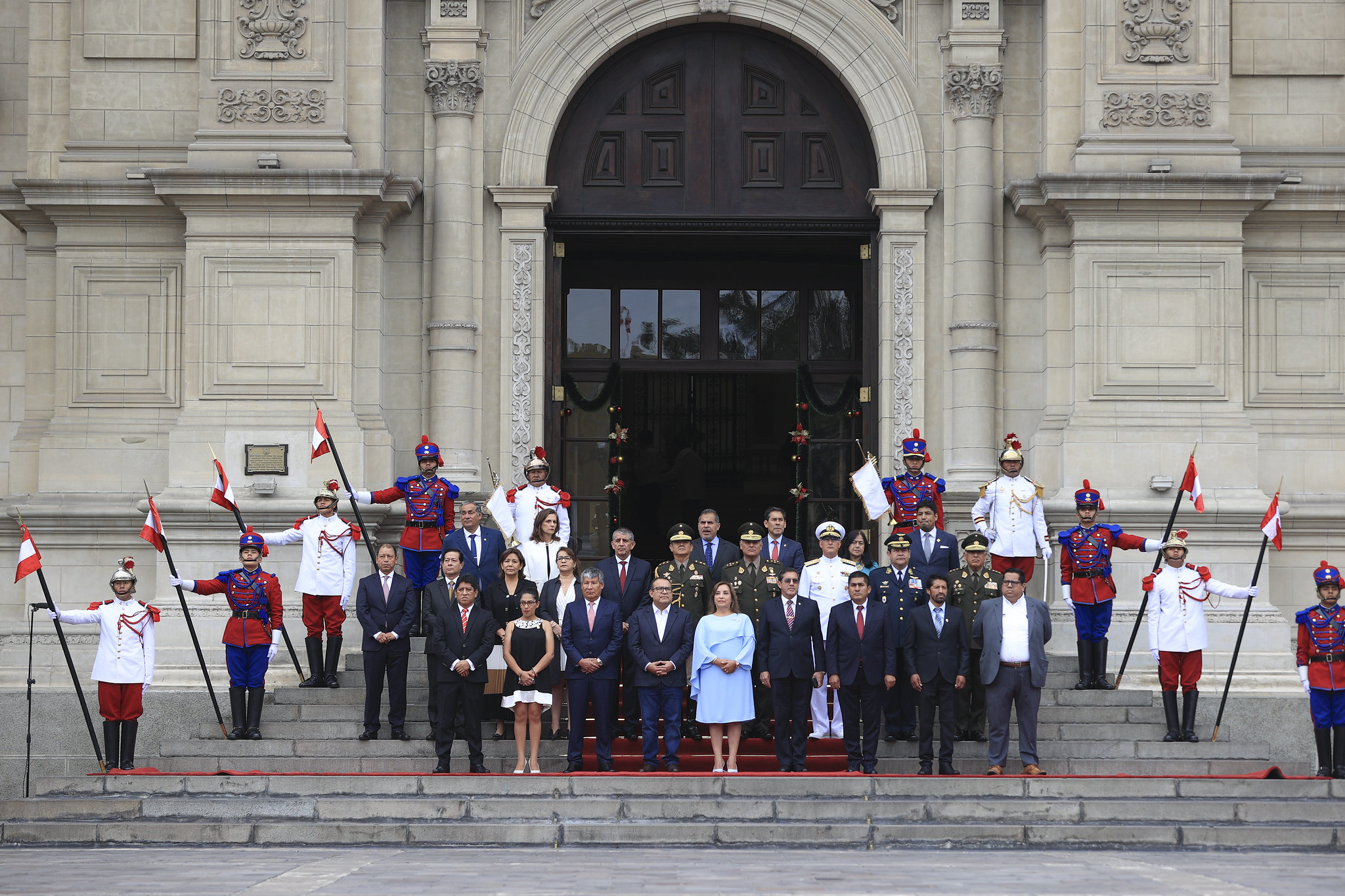PERÚ: Bicentenario 2024: Húsares de Junín asumieron la custodia de Palacio de Gobierno