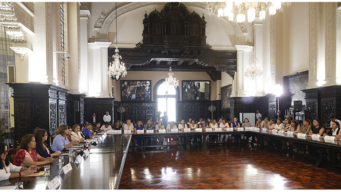 Presidenta Boluarte se reunió con alcaldesas del país y reafirmó liderazgo de mujeres en la función pública