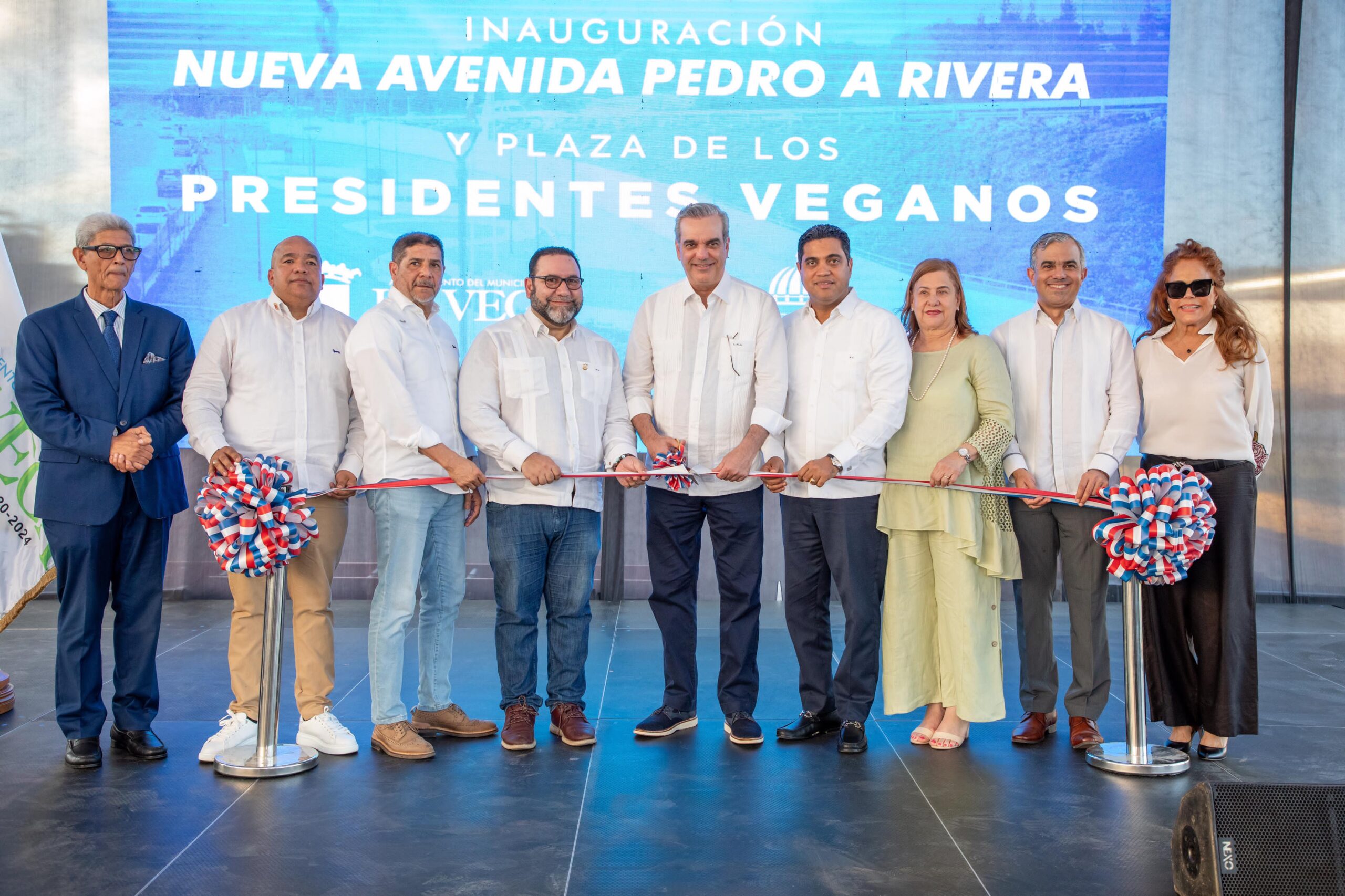 REPÚBLICA DOMINICANA: Presidente Abinader inaugura avenida Pedro A. Rivera y Plaza Presidentes en La Vega