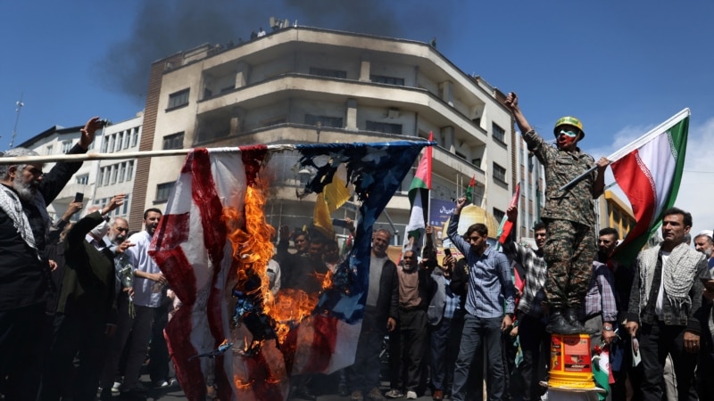 EEUU en alerta máxima en el Oriente Medio ante amenaza iraní tras ataque israelí en Siria
