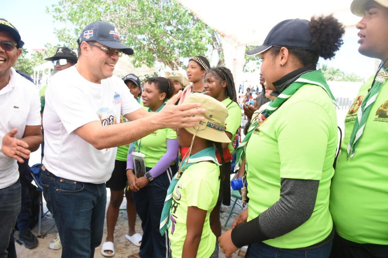 REPÚBLICA DOMINICANA: Ministro Francisco Camacho resalta los miles de bañistas que disfrutaron de Juegos Deportivos y Recreativos Semana Santa 2024