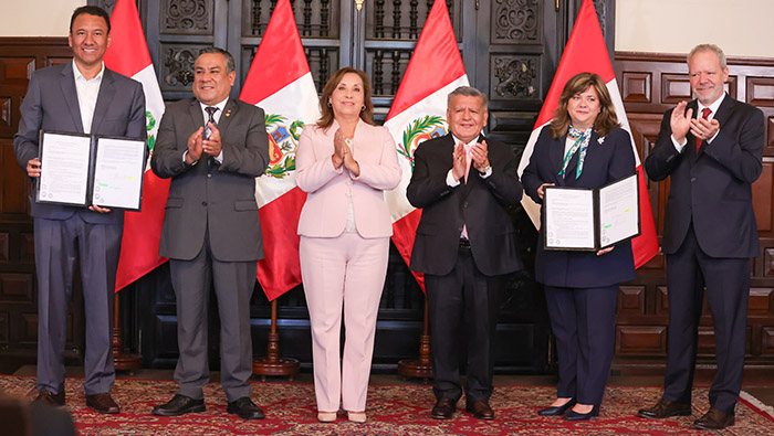 PERÚ: Gobierno suscribe contrato de Estado a Estado con Canadá para servicio de asistencia técnica en tercera etapa de Chavimochic