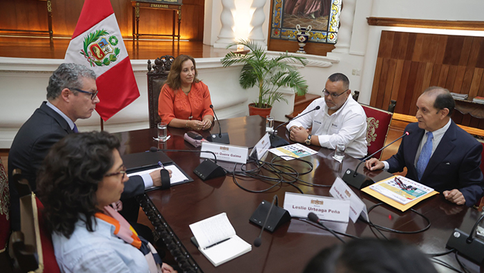 PERÚ: Gobierno brindará todo su apoyo para garantizar el éxito de la Feria Internacional del Libro de Lima