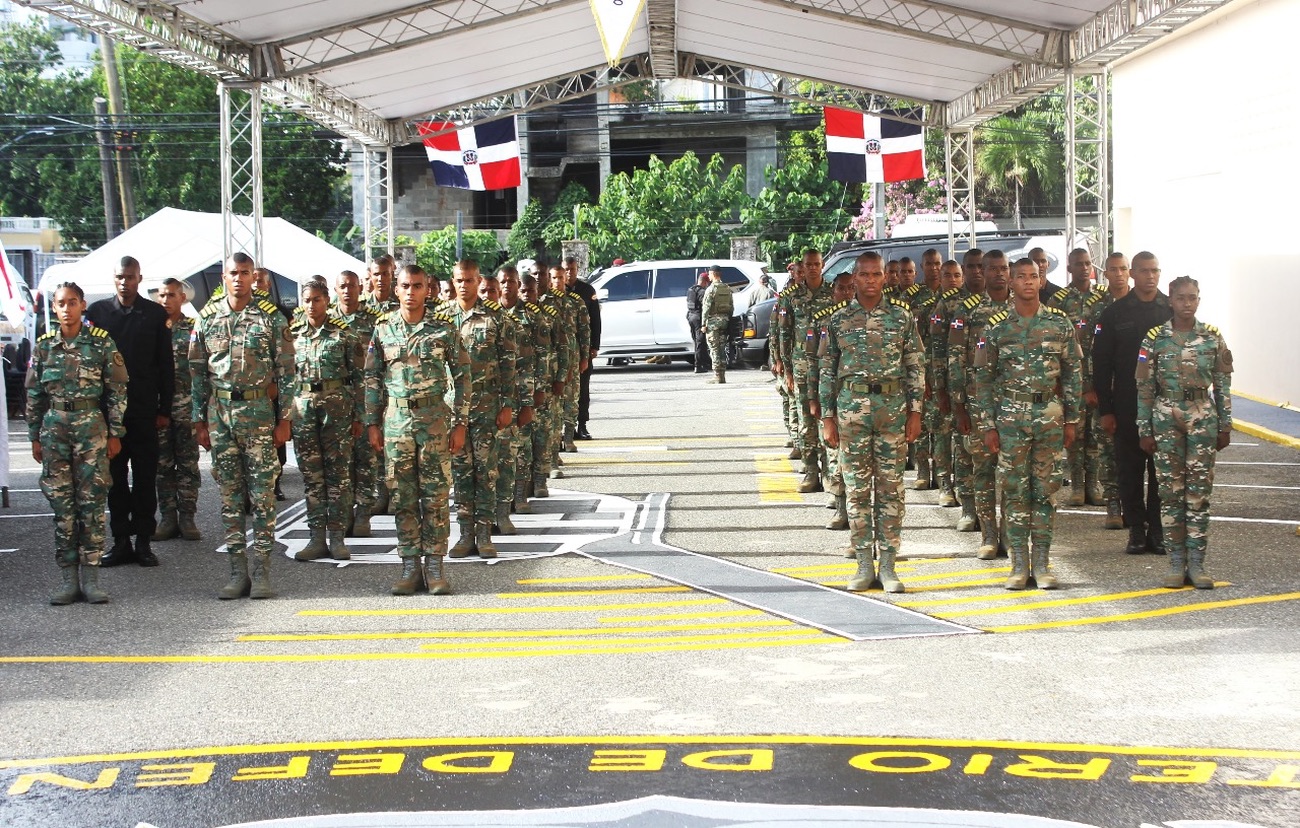 REPÚBLICA DOMINICANA: MIDE gradúa 51 soldados en curso Operaciones Tácticas Especiales en Áreas Urbanas