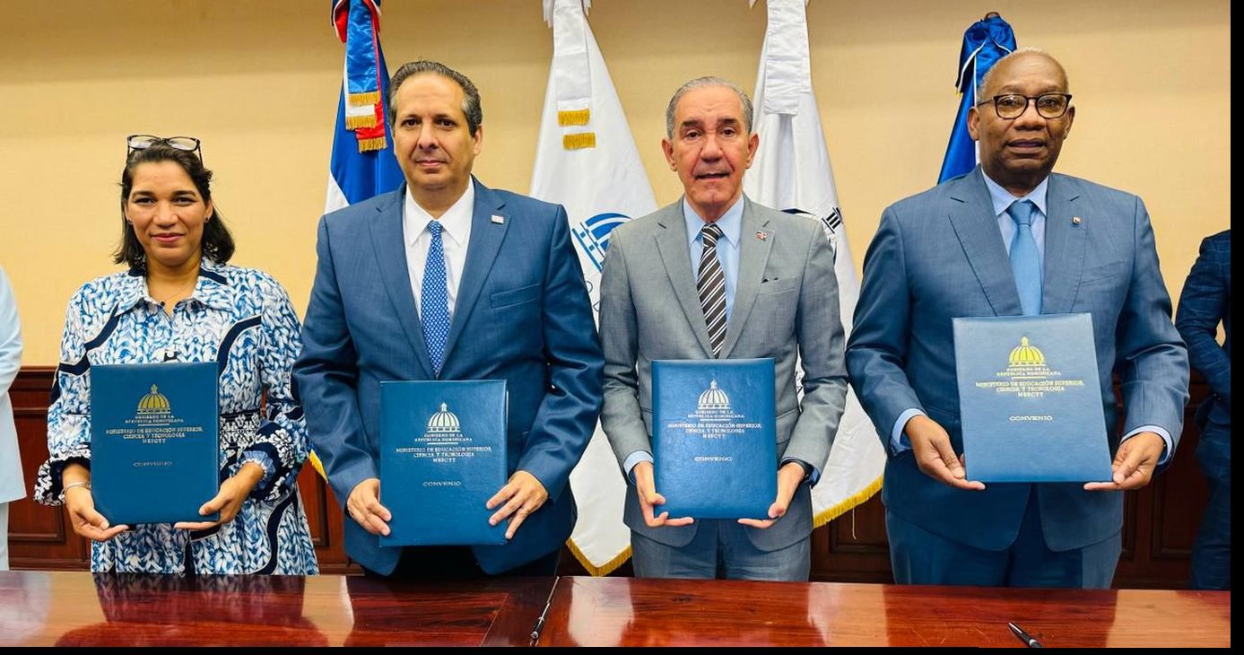REPÚBLICA DOMINICANA: Mescyt, MSP, SNS y la UASD firman convenio para capacitar a auxiliares y bachilleres técnicos en enfermería
