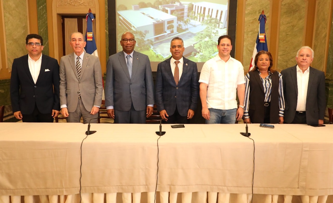 REPÚBLICA DOMINICANA: Presidente Abinader instruye construcción de Centro UASD en Santo Domingo Este
